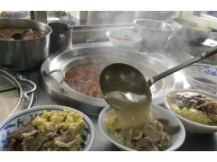 台胞父子云南“寻根”：一碗米干盛满云台家乡味