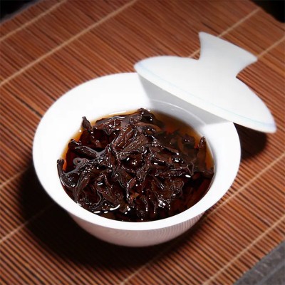 茶叶批发云南普洱茶叶熟茶饼勐海熟茶浓郁耐泡357克大饼现货批发2饼图4