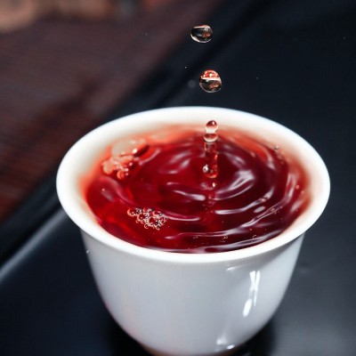 茶叶批发云南普洱茶叶熟茶饼勐海熟茶浓郁耐泡357克大饼现货批发2饼图3