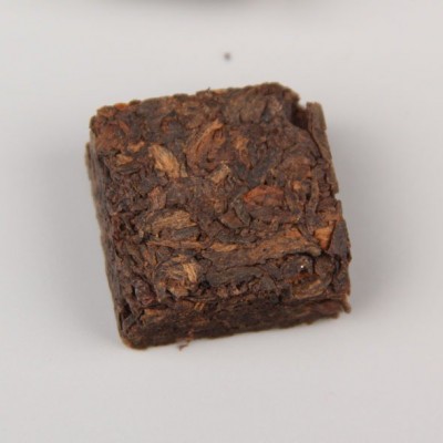 批发云南普洱茶 熟茶 珍藏2003年乔木 迷你方砖小沱茶 小金砖1斤图3