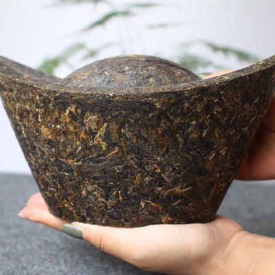 云南普洱茶雕工艺品禅意茶室工艺摆件元宝摆饰1000克茶叶元宝摆件2盒图3