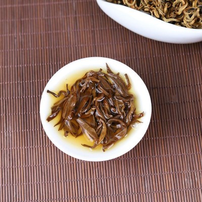 云南凤庆蜜香金芽500g散装滇红茶厂家现货批发2024大叶种茶功夫茶1斤图2