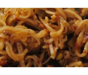云南蒸饵丝 米线/卷粉/饵丝三分云南米食 云南美食 软软糯糯的饵丝+肉酱的组合也太香了吧！