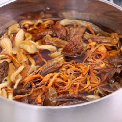 云南七彩菌汤包松茸菌菇汤料包炖鸡煲汤食材山珍羊肚菌类干 货批发2袋图3