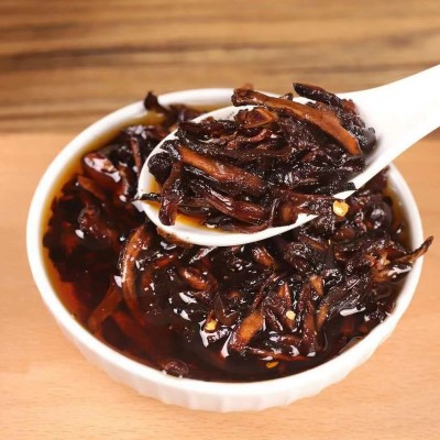 云南即食菌油香薰松茸菌牛肝菌鸡枞菌三珍菌下饭菜云南菌子油批发4件