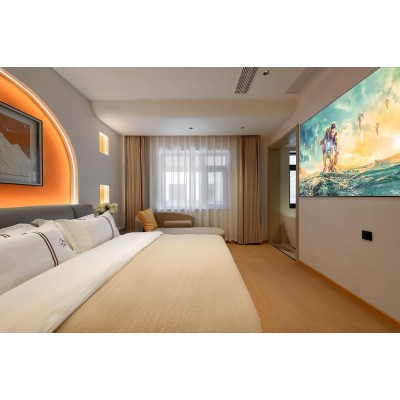 鹤径·浴缸观景大床房｜百寸巨幕+小度全屋智控+4K高清+恒温花洒+智能马桶+小冰箱图4