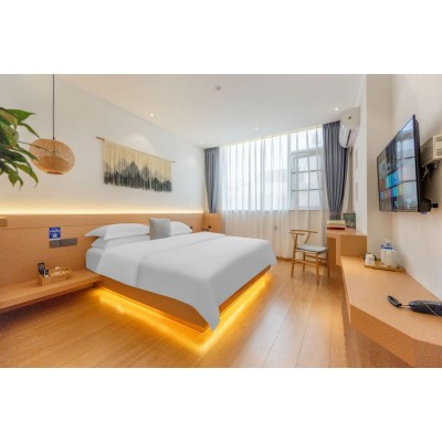 温馨大床房（空调+电热毯+酒店提供自助洗衣房）图3