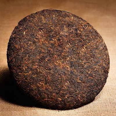 正宗云南普洱熟茶金芽贡饼勐海老班章300年古树茶叶357g      1包