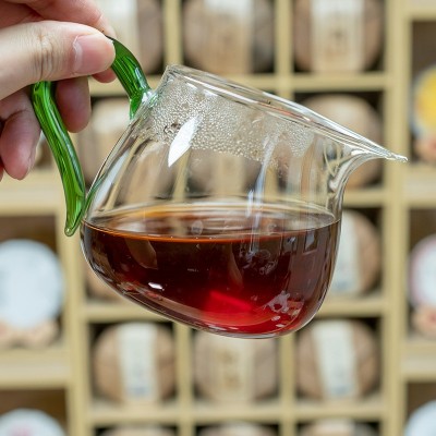 昔归 普洱茶熟茶357g茶饼 厂家直销 云南古树陈年熟普洱茶批发1饼图4
