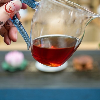 班章龙饼普洱熟茶357g 云南古树8年老熟普班章七子饼厂家批发1饼图3