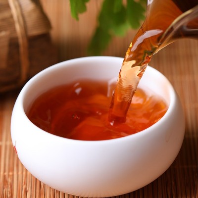 金芽春云南勐海 普洱熟茶 普洱茶小茶饼直销    2件图4