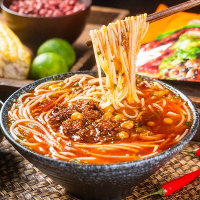 云南特产正宗小锅米线料足味鲜原汁原味袋装方便米粉米线速食厂家1袋图2