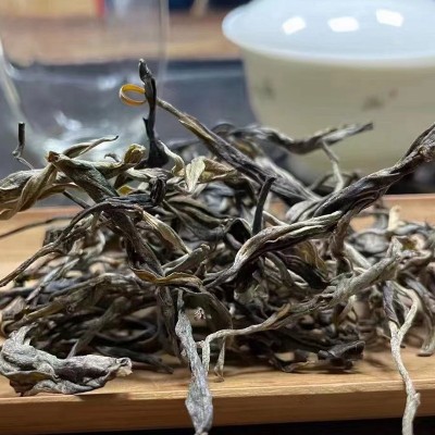棠梨山普洱茶生茶云南临沧古树茶叶生普大叶种茶口粮茶厂家批发1斤图2