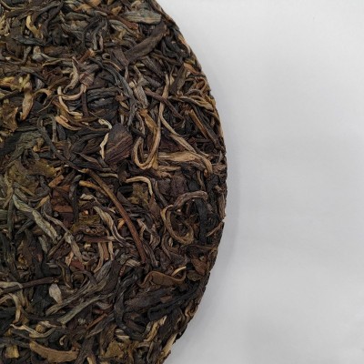 云南普洱茶2022年哆依树高杆老树茶高端生茶357克饼茶一件也批发1饼图2