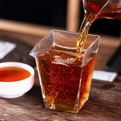 云南茶叶厂家批发普洱茶易武普洱熟茶357g大饼云南七子饼茶熟普洱1饼图2
