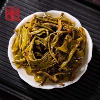 云南普洱茶厂家直发西双版纳班章古树生茶回甘生津散茶袋装批发1包图4
