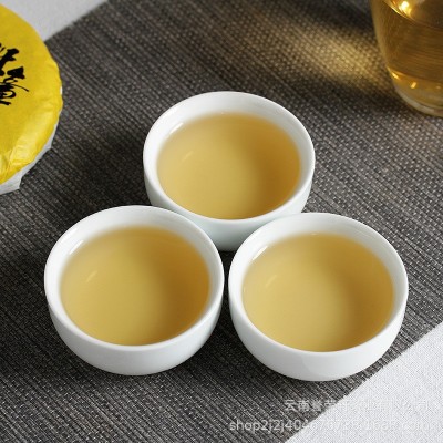 批发云南普洱茶 2020年100克班章金润生茶 大树茶 生普 早春茶10饼图3