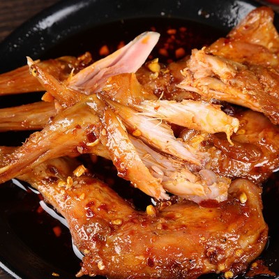 麻辣五香兔腿香辣兔肉冷吃兔兔肉兔头批发现炒现发熟食零食2袋图2