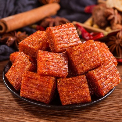 湖南双娇辣条网红大爆料大刀肉牛尾巴口红辣棒面筋麻辣零食大礼包 1包图2