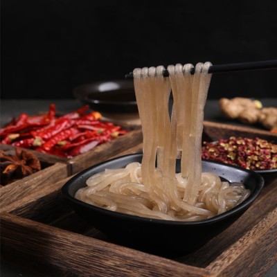 【定制】200克鲜湿粉条手工红薯酸辣粉重庆特产餐饮商用整箱 60袋图3