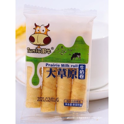 图牛咸蛋黄卷心酥整箱牛轧芝士注夹心小蛋卷饼干早餐网红休闲零食1件
