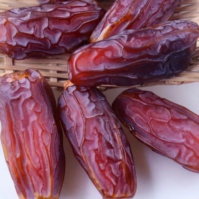 沙特阿拉伯椰枣沙特大椰枣伊朗面包椰枣休闲零食沙特黑椰枣散装批1斤图3