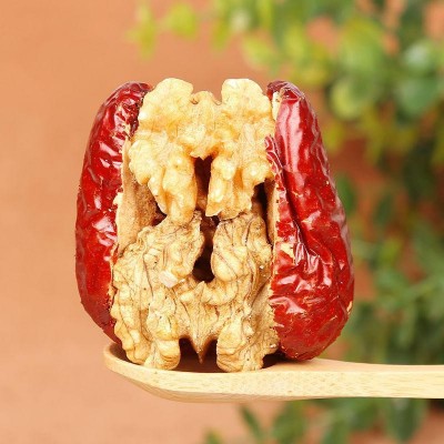 代发新疆特产红枣夹核桃 和田大枣夹核桃仁500g枣子零食枣夹核桃1袋图2
