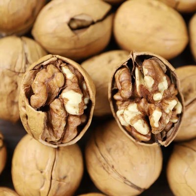 批发新疆阿克苏薄皮核桃 椒盐味熟核桃 奶香味熟核桃五香手捏即开5斤图2