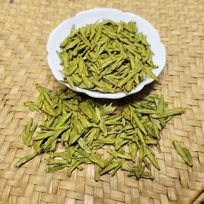 黄版龙井2025新茶浓豆香耐泡老茶客杭州新昌龙井茶叶批发散装绿茶1斤图2