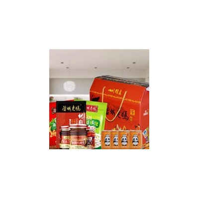 蓉城老妈火锅礼盒装 鱼调料油碟酱料干碟加热即食年货节礼盒装 1盒图2