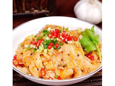 狂奔的方便速食，还没走出食安“考场”