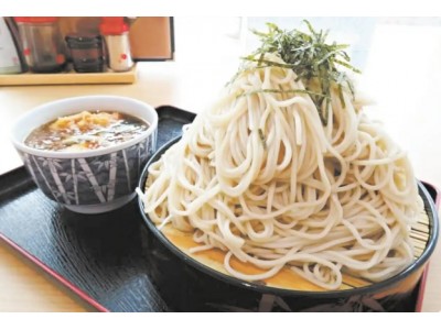 记者手记：在日本政府食堂品尝“大特荞麦面”