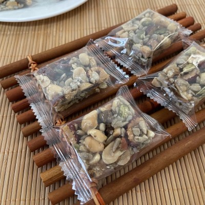 八宝切糕坚果糕点核桃腰果葡萄干红枣南瓜仁黑芝麻瓜子仁批发10斤图4