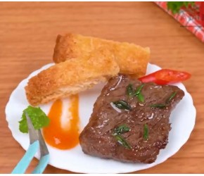 完美的迷你牛排食谱，惊人的小煎牛肉教程，最好的微型烹饪